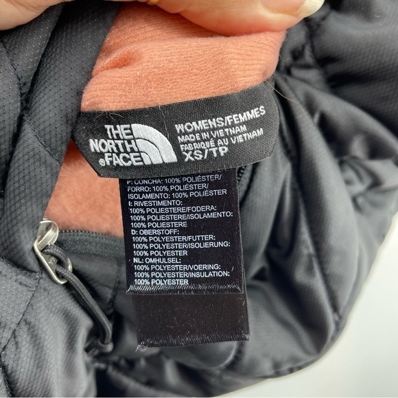 The North Face Pink/Black Reversible Quilted Vest XS B151 - Picture 8 of 15